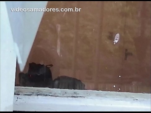 ❤️ Omu cornu chì fighjula a so fidanzata cù un altru tippu, registrendu un video di cazzo senza disturbà a coppia ❤️ Sluts à porn co.online4sex.ru ❌️❤