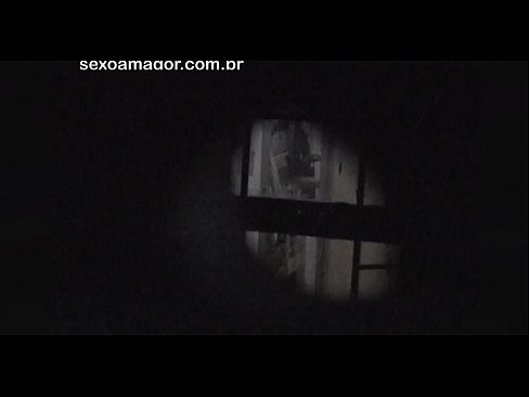 ❤️ Blondie hè videoregistrata in segretu da un voyeur di u quartieru nascostu daretu à i mattoni cavi ❤️ Sluts à porn co.online4sex.ru ❌️❤